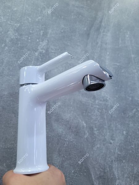Смеситель для умывальника Grand White